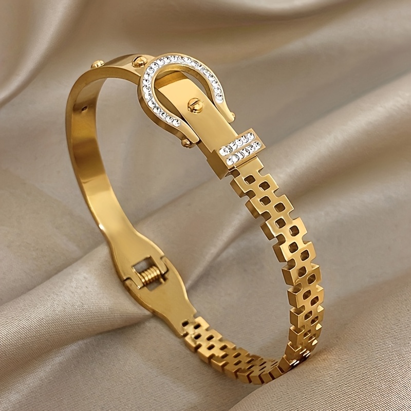 Women's Unique Fashionable Stainless Steel Bracelet, Stylish Design